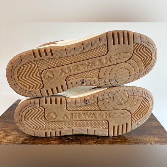 Airwalk Men’s Manova-J Cigar Ivory Sneakers NWT Various Sizes - Picture 5 of 6